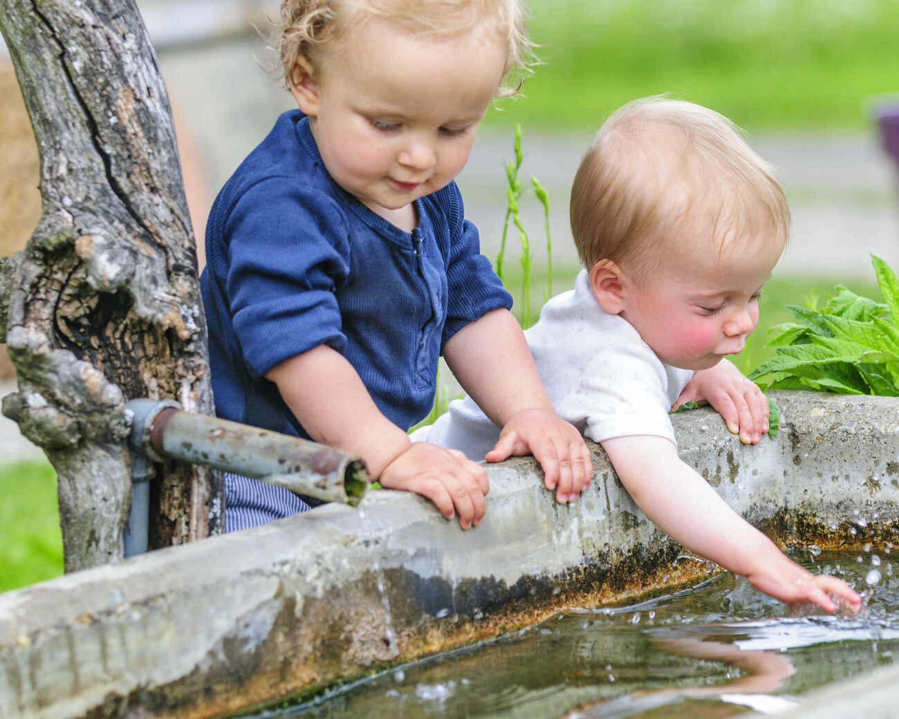 Kinder religiös begleiten - Verband kath. Kitas Bayern e.V. - Foto Fotolia_86858661_XL_ARochau